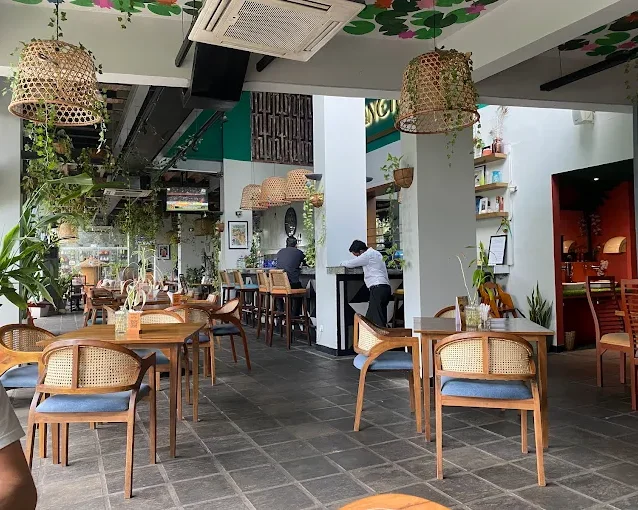 Dining Experience unnamed (2)